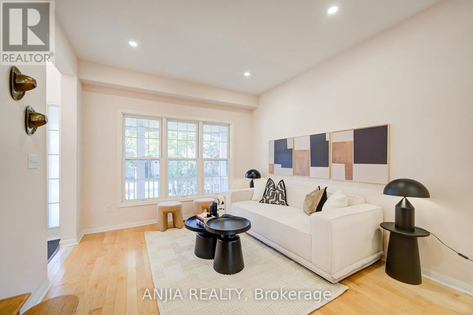 131 WINSTON CASTLE DRIVE