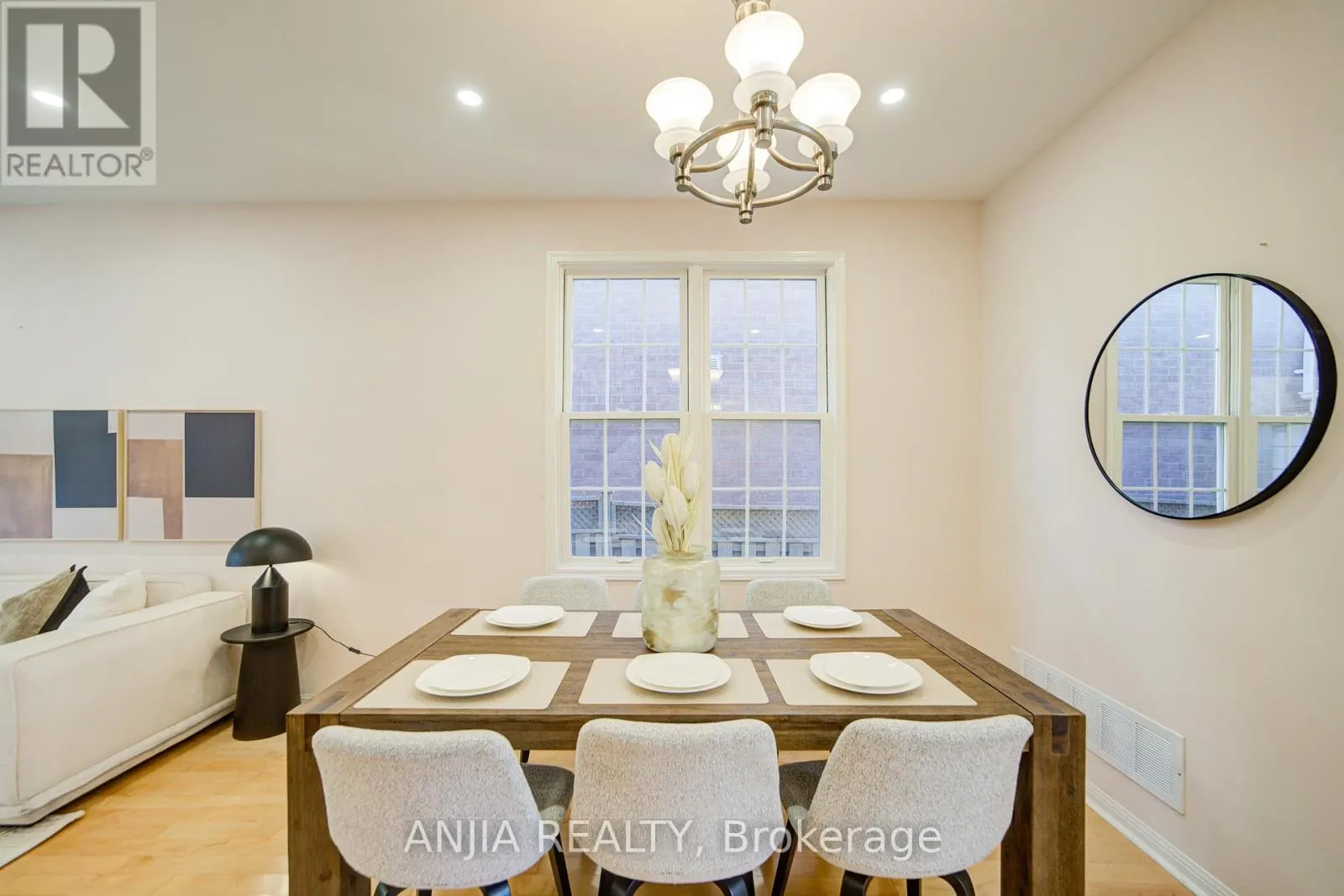 131 WINSTON CASTLE DRIVE