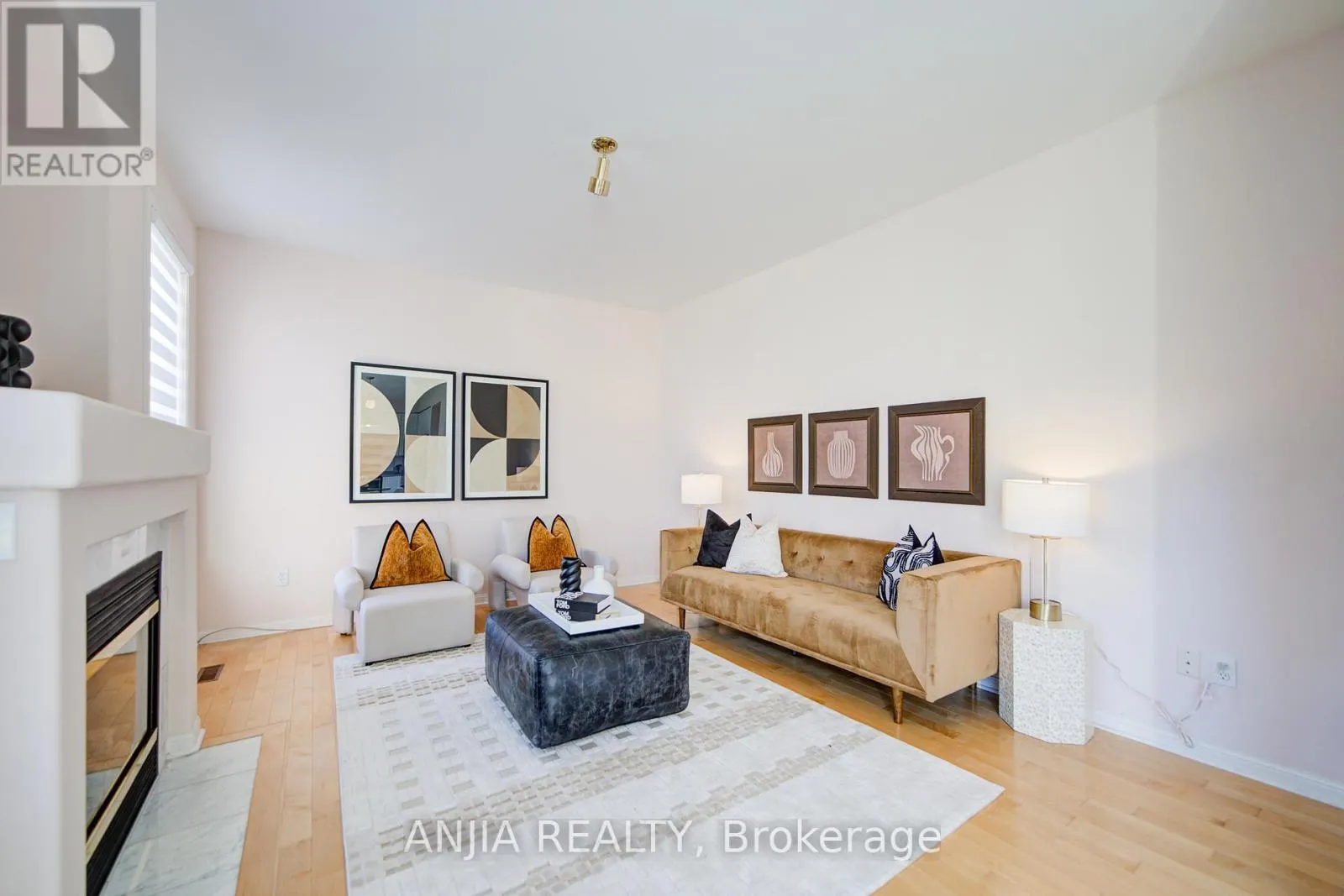 131 WINSTON CASTLE DRIVE