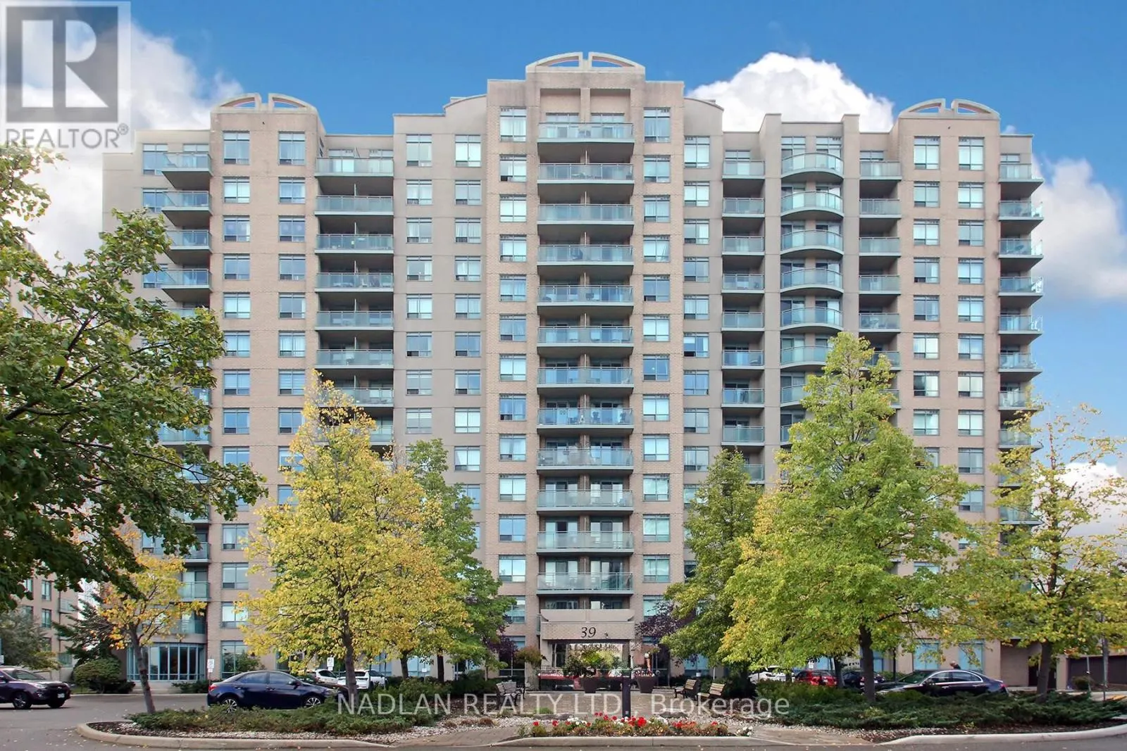 615 - 39 ONEIDA CRESCENT