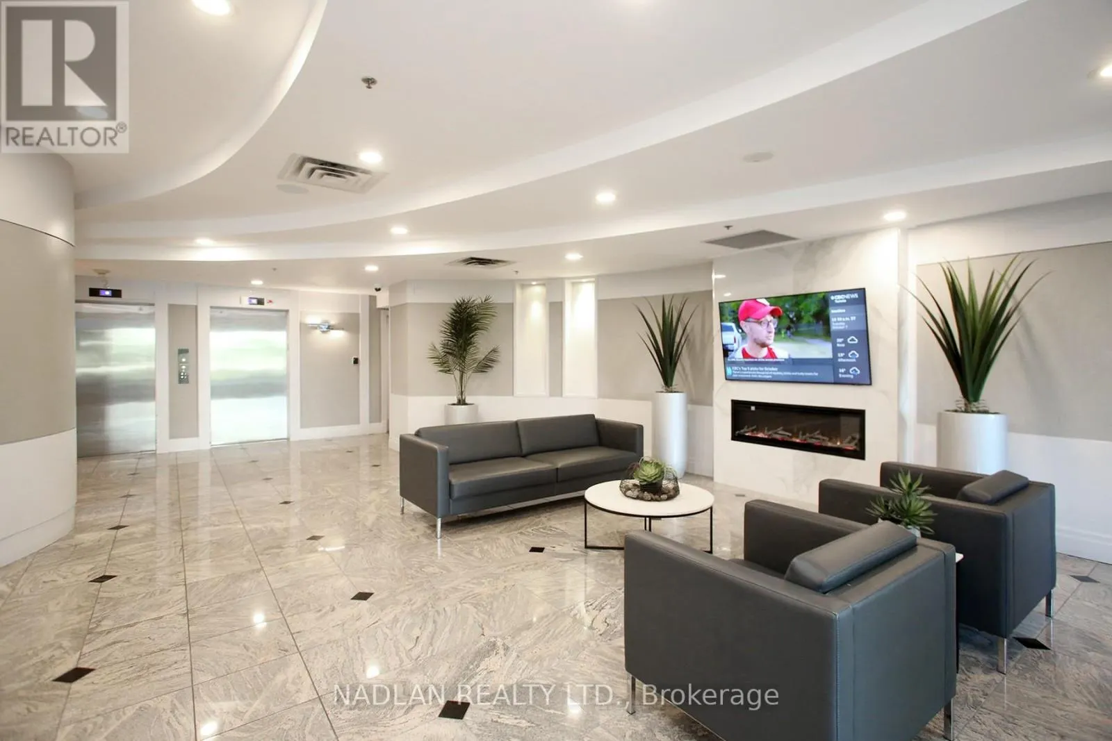 615 - 39 ONEIDA CRESCENT