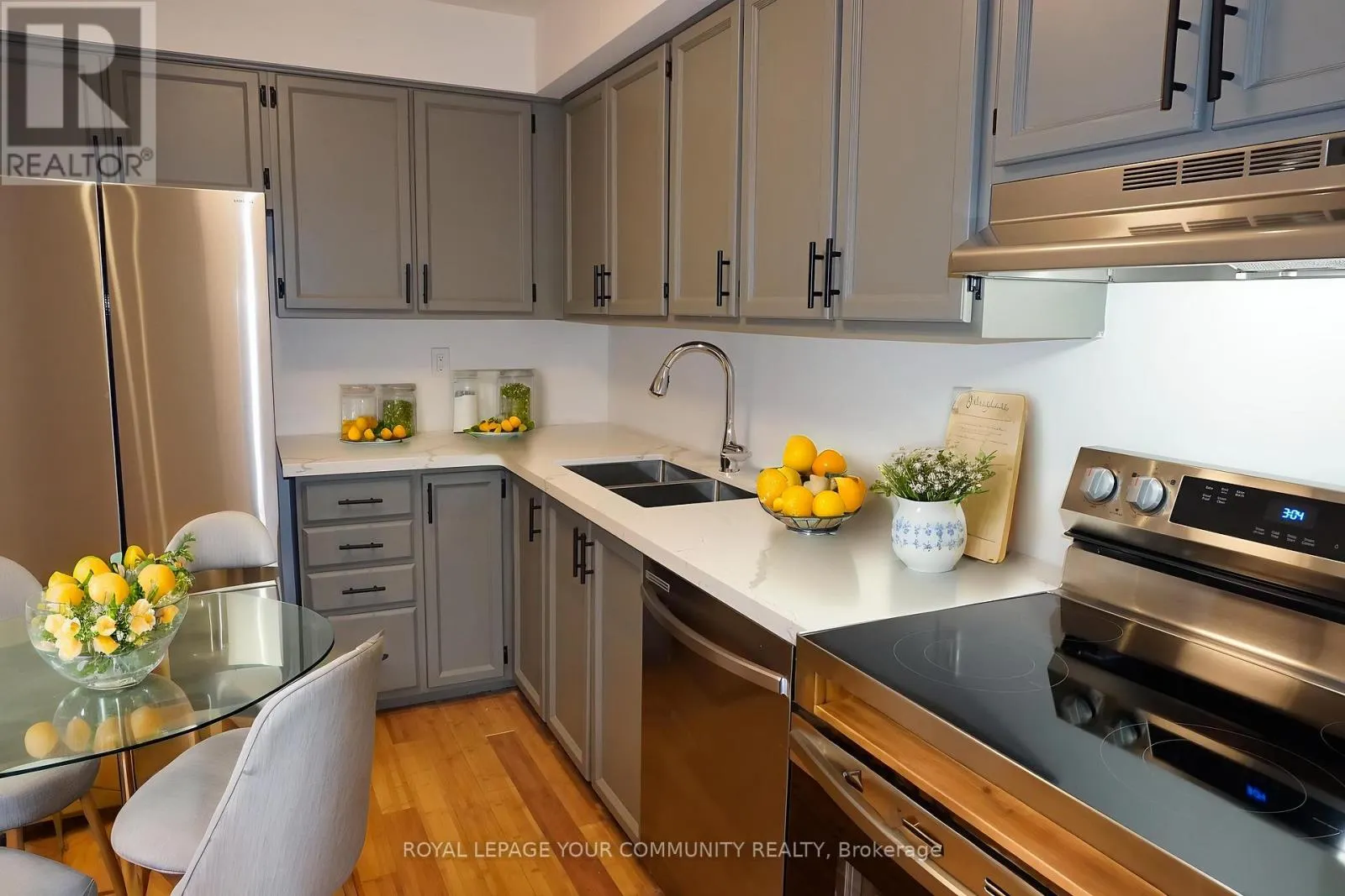 39 KNIGHTSBRIDGE WAY