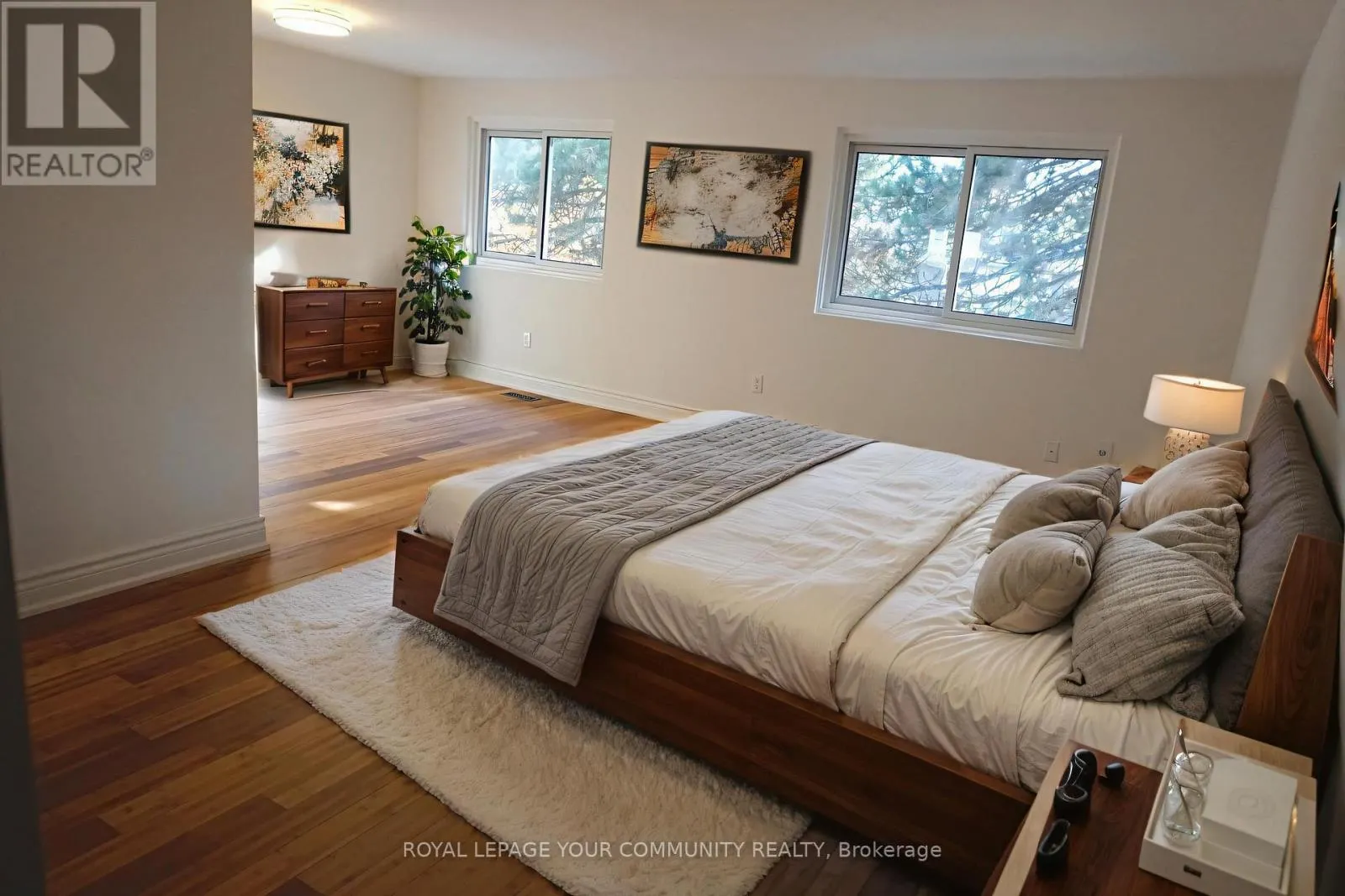 39 KNIGHTSBRIDGE WAY