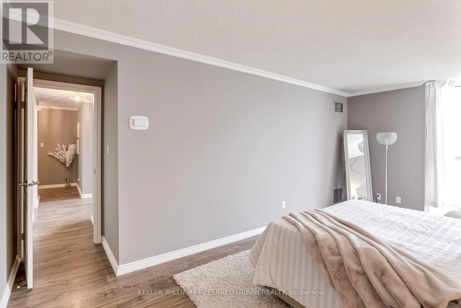 605 - 70 BAIF BOULEVARD