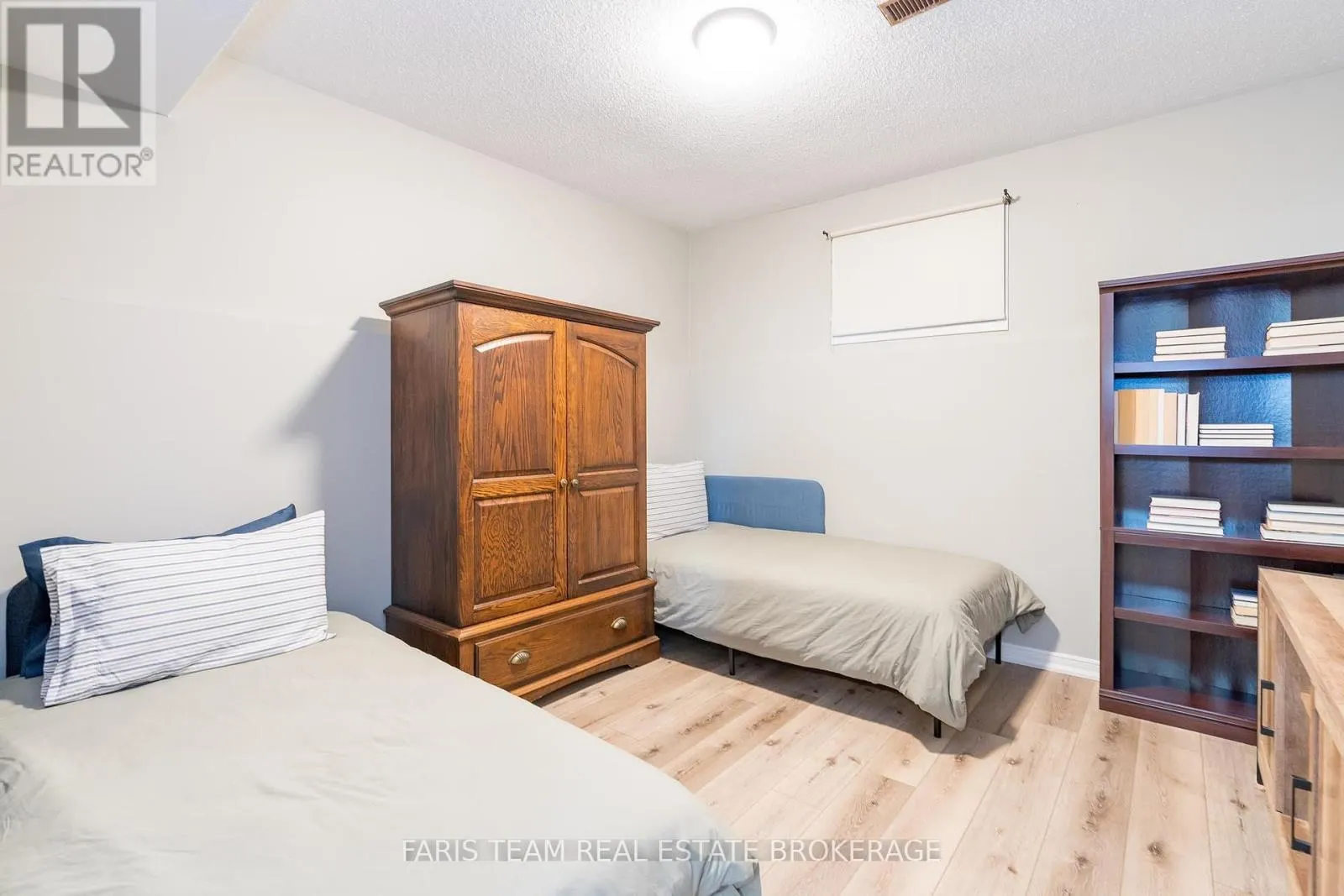 2032 CHANTLER STREET