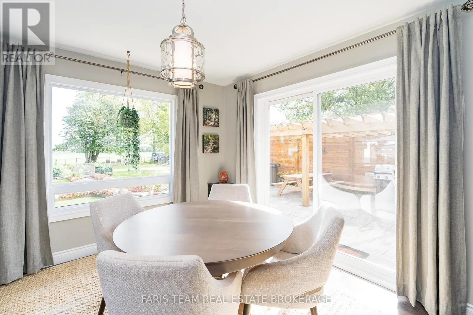 2032 CHANTLER STREET