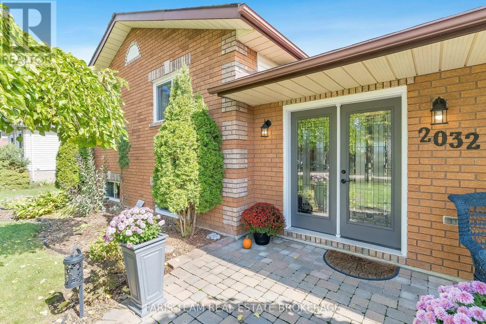 2032 CHANTLER STREET