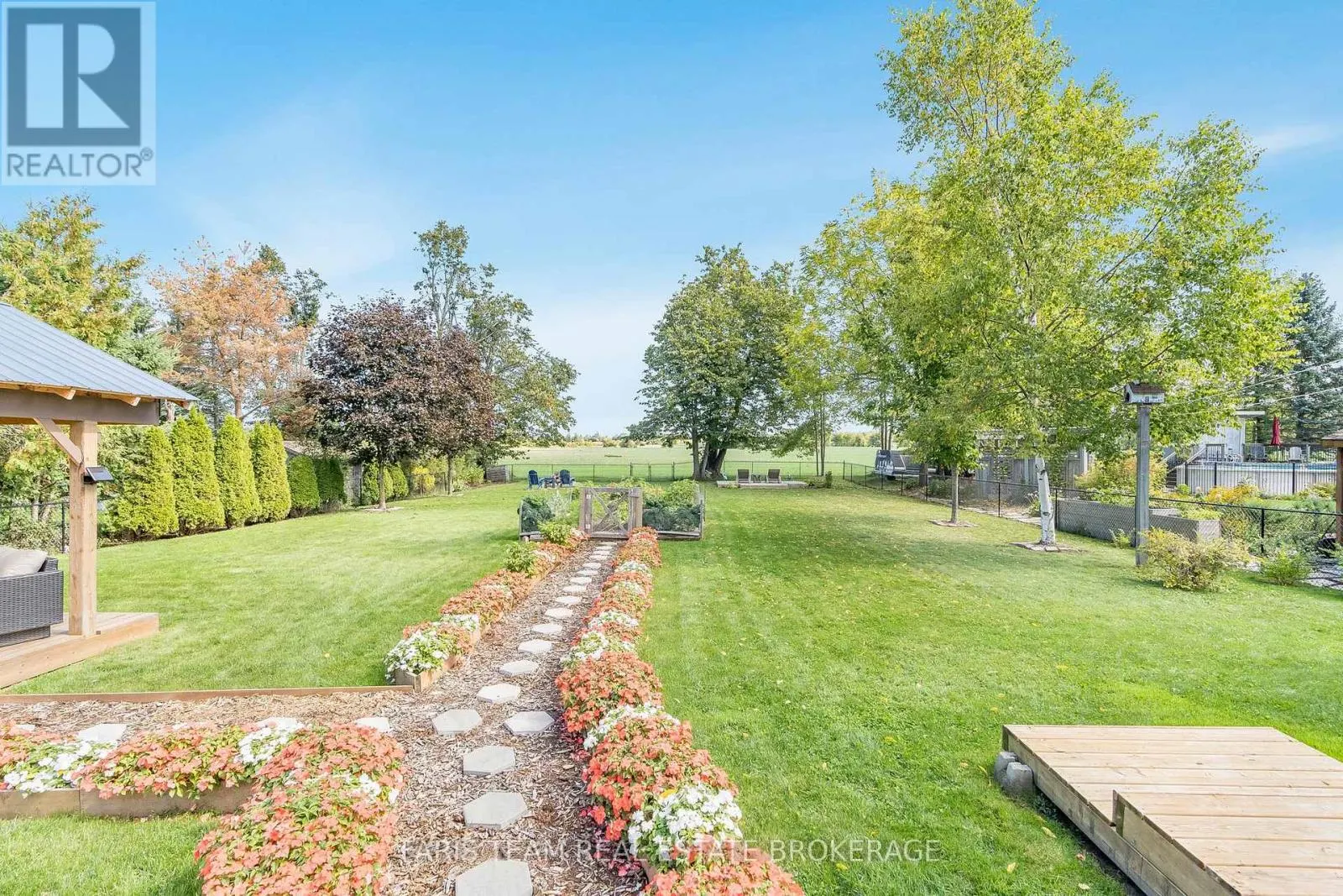 2032 CHANTLER STREET