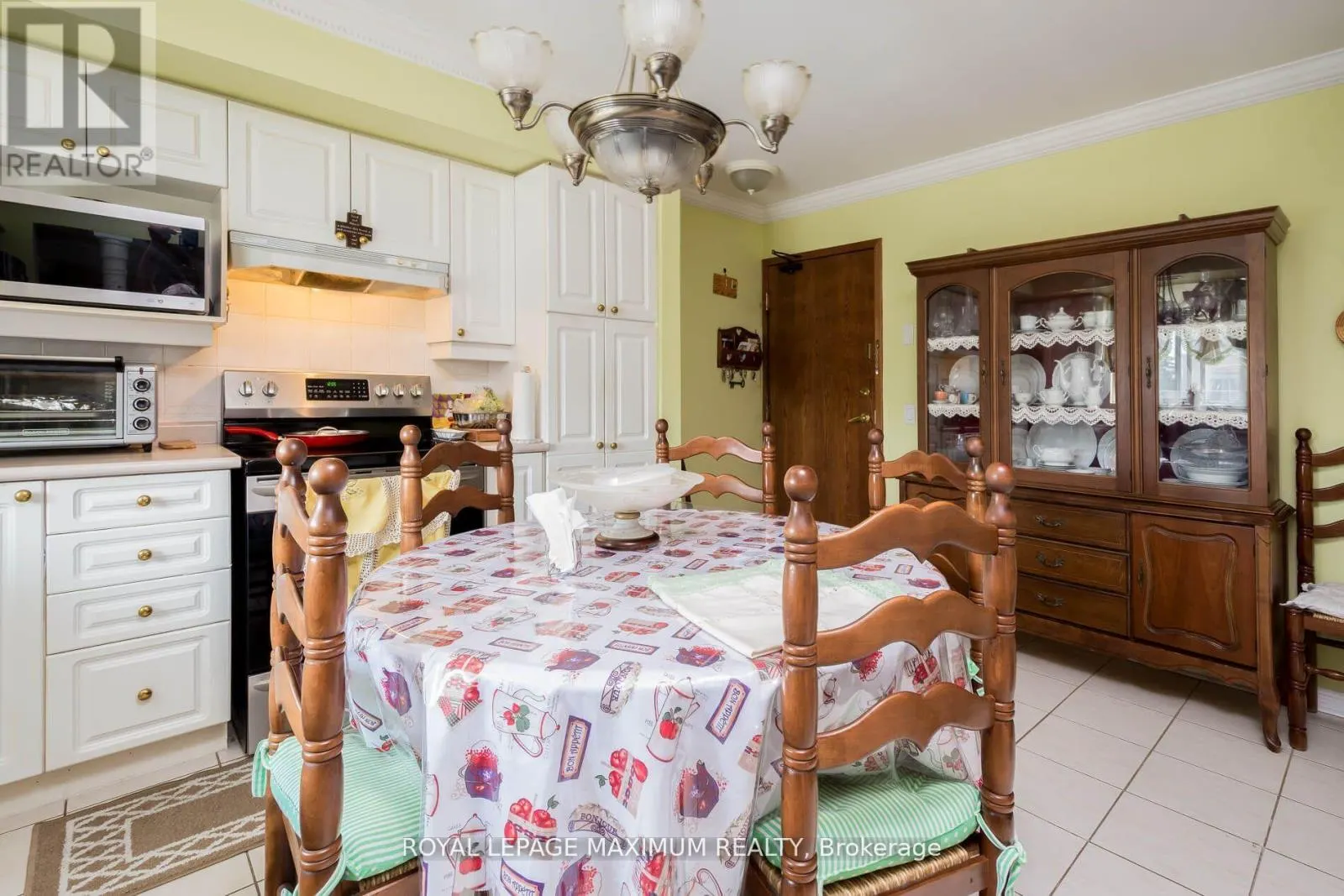 408 - 2506 RUTHERFORD ROAD