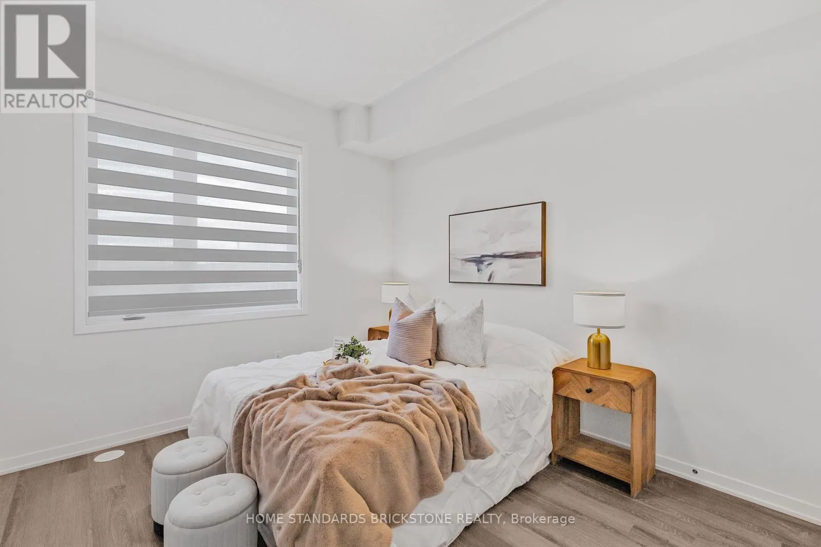 TH 366 - 90 HONEYCRISP CRESCENT