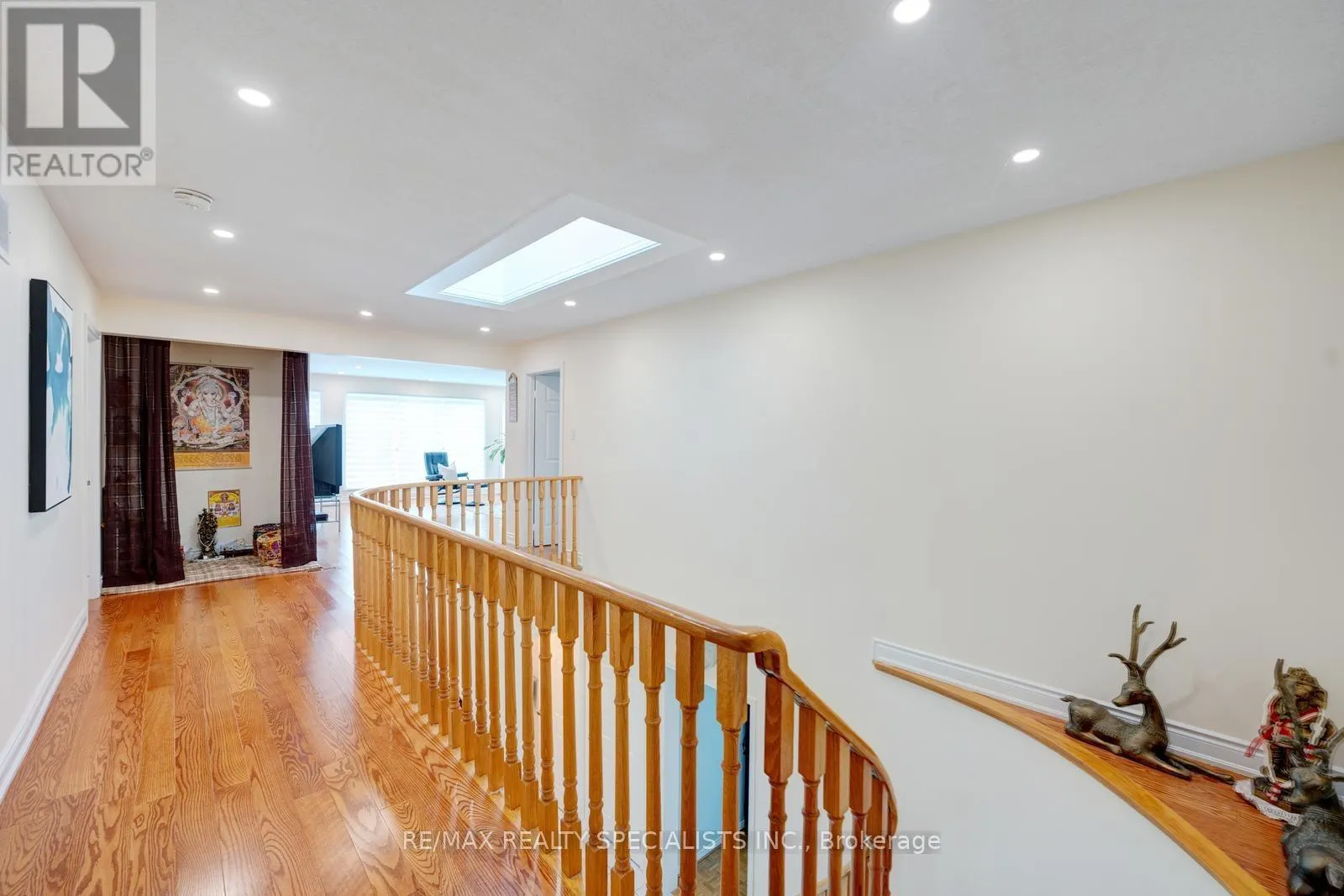 36 DEVONSLEIGH BOULEVARD