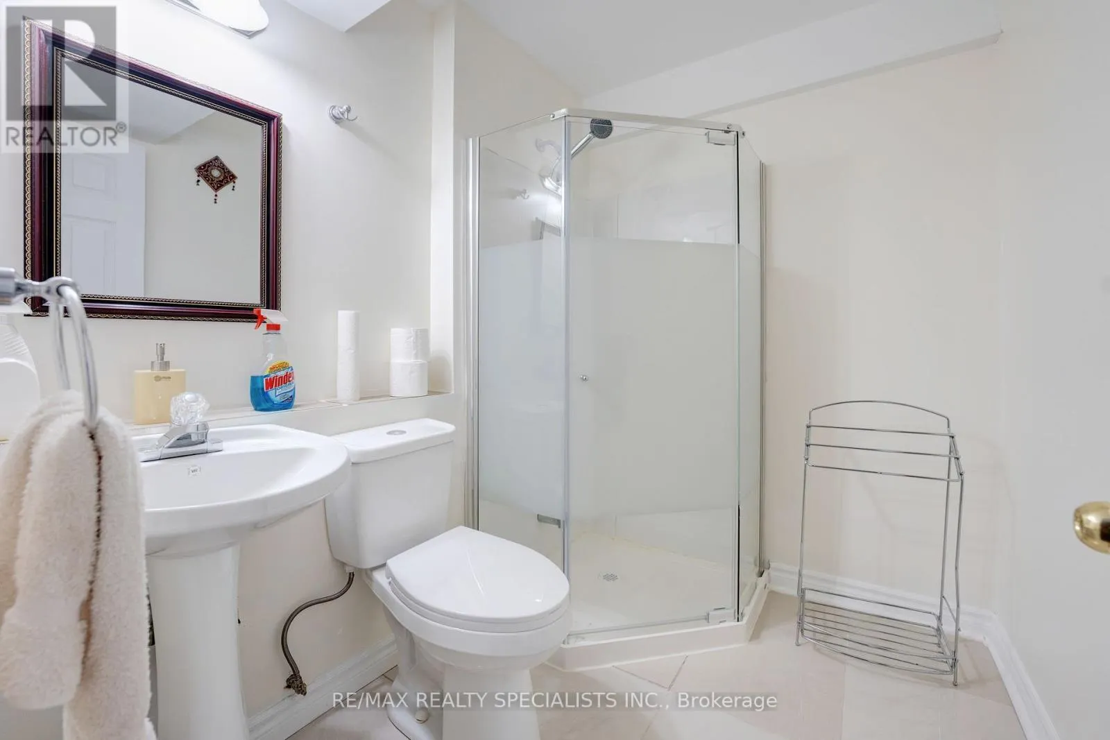 36 DEVONSLEIGH BOULEVARD