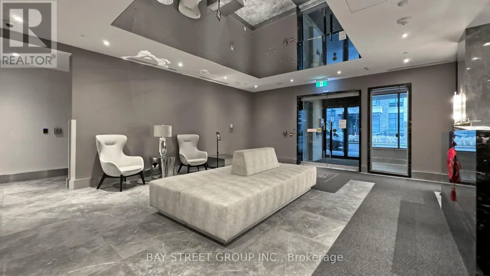 1606 - 398 HIGHWAY 7 E