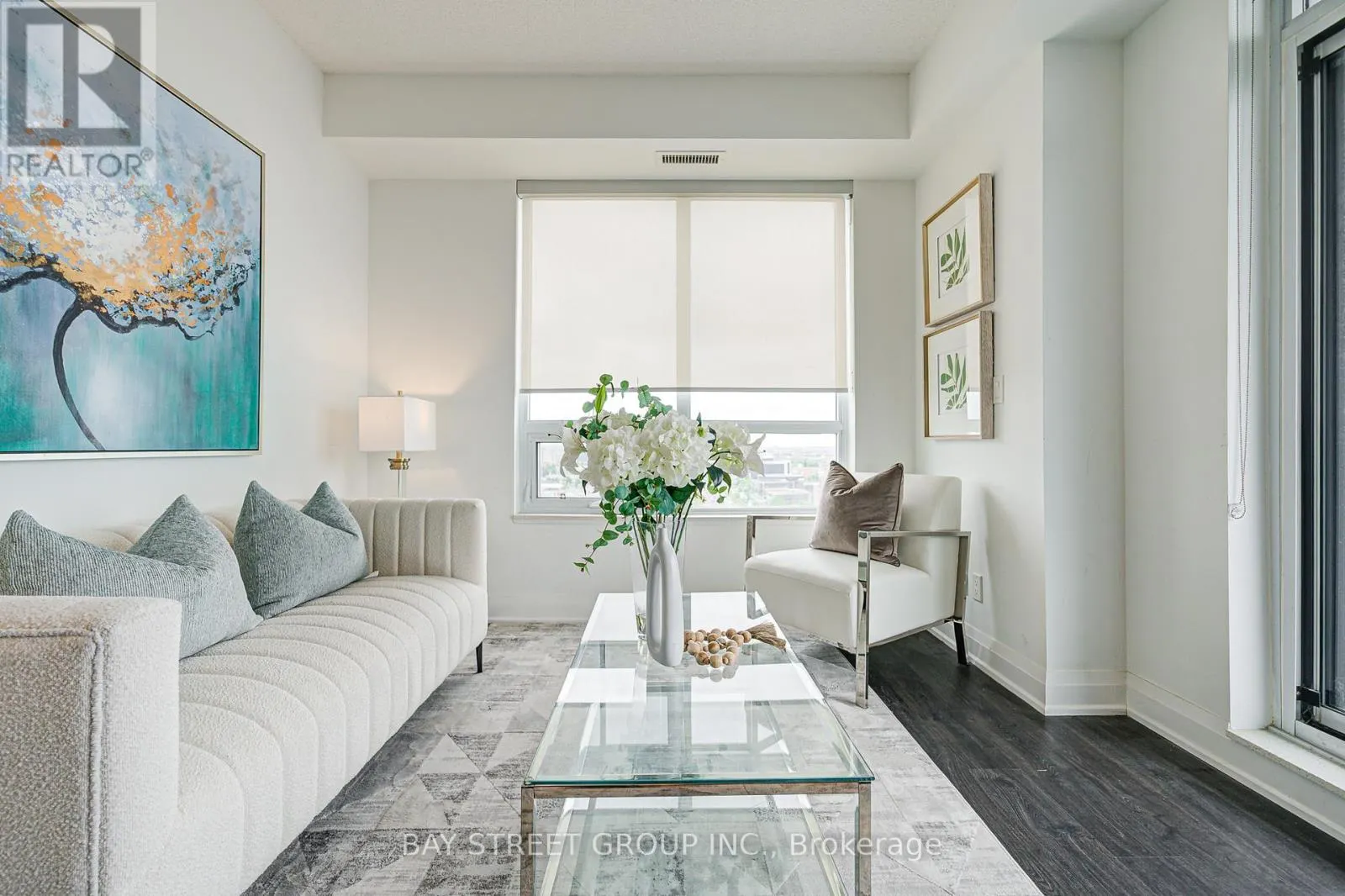 1606 - 398 HIGHWAY 7 E