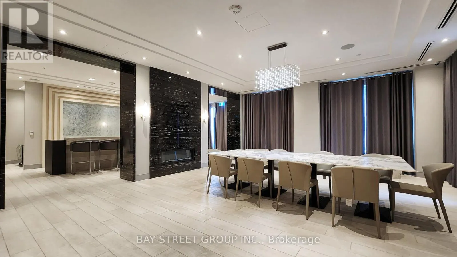 1606 - 398 HIGHWAY 7 E