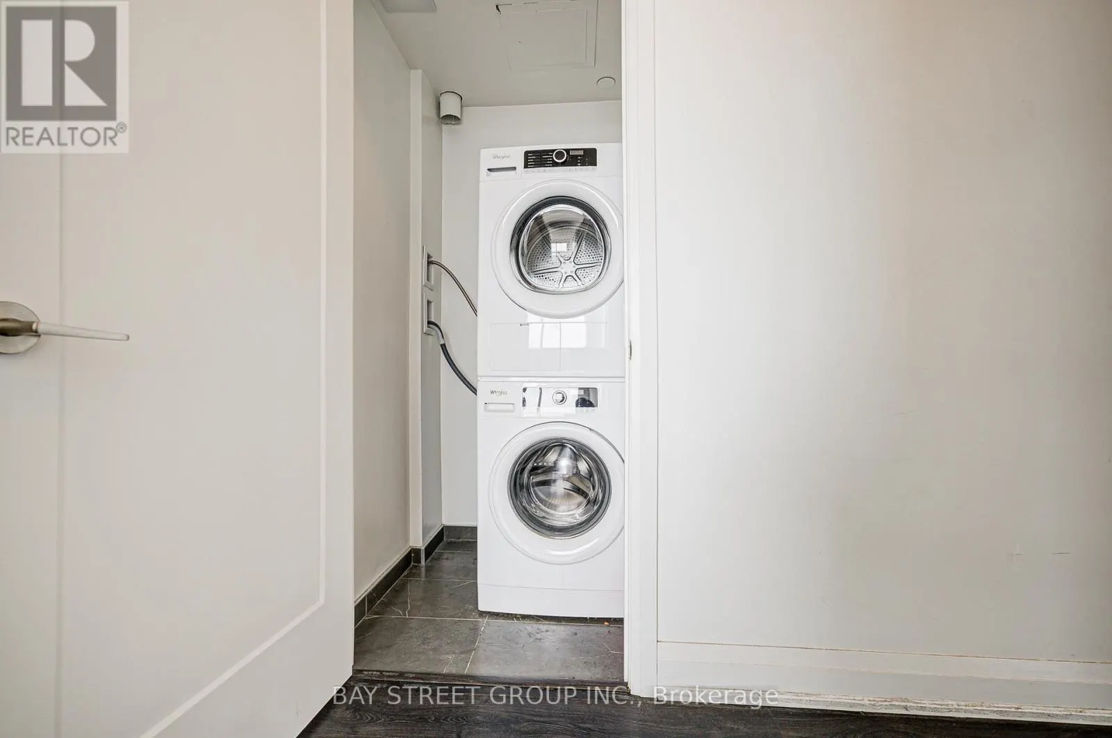 1606 - 398 HIGHWAY 7 E