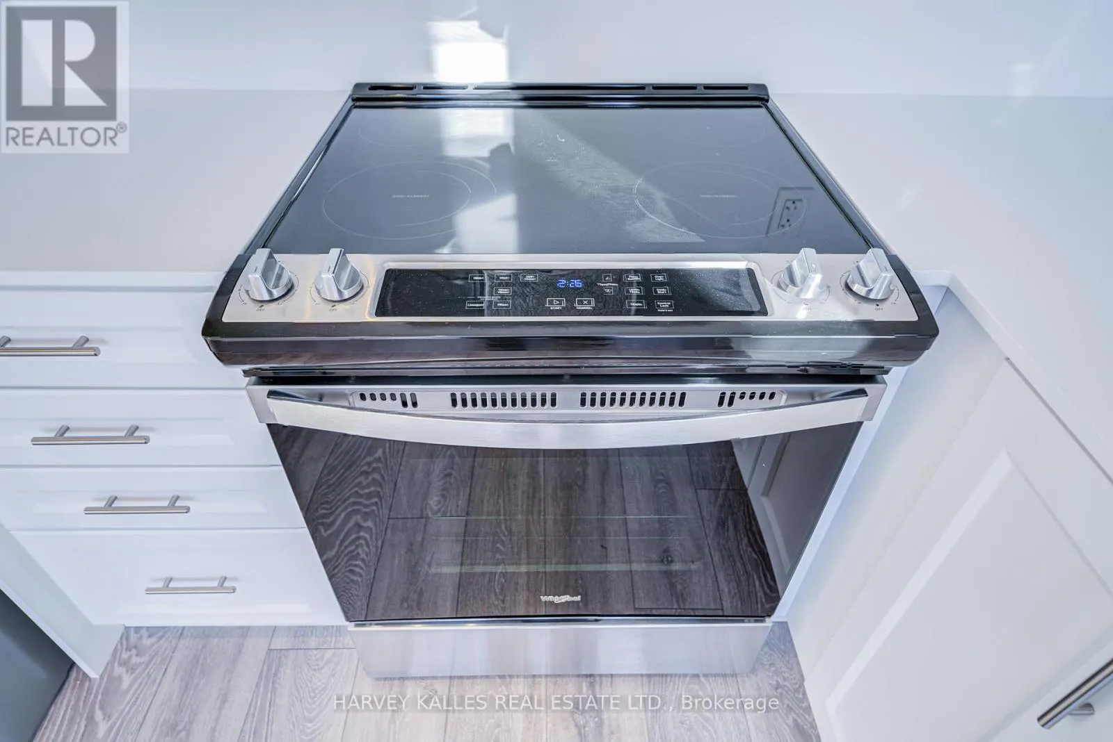 2 - 11 LYTHAM GREEN CIRCLE