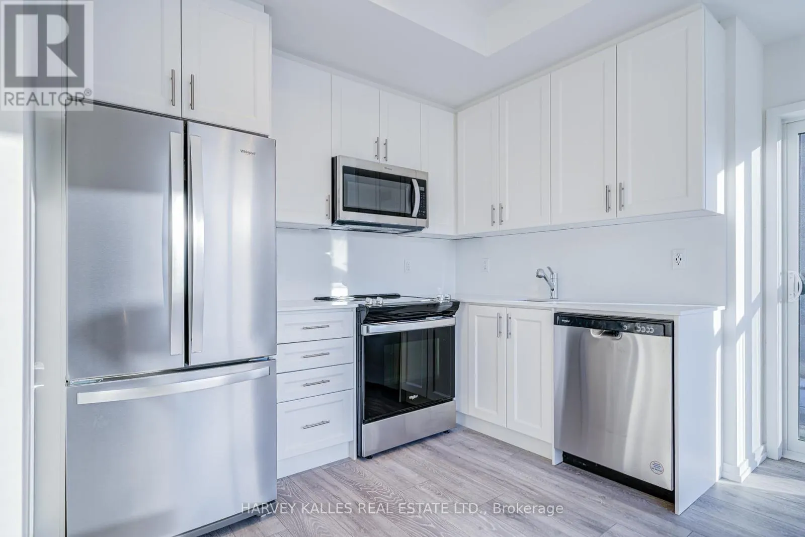 2 - 11 LYTHAM GREEN CIRCLE