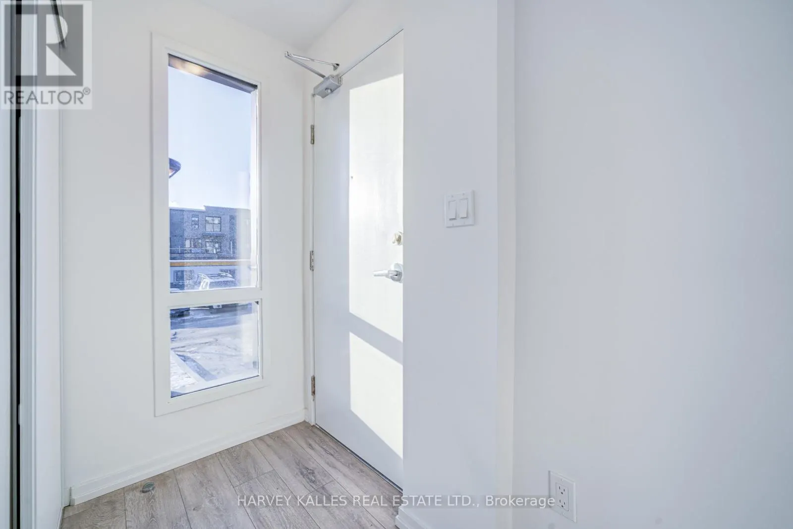 2 - 11 LYTHAM GREEN CIRCLE