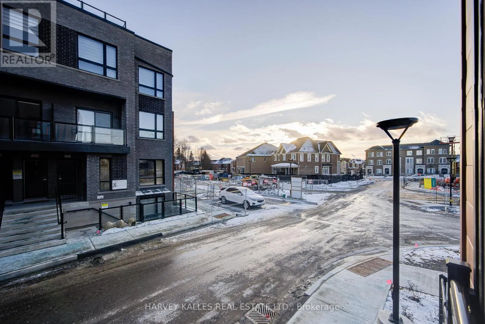 2 - 11 LYTHAM GREEN CIRCLE