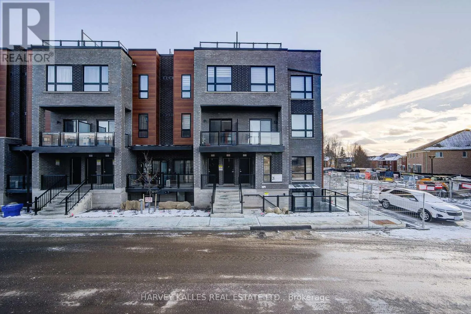 2 - 11 LYTHAM GREEN CIRCLE