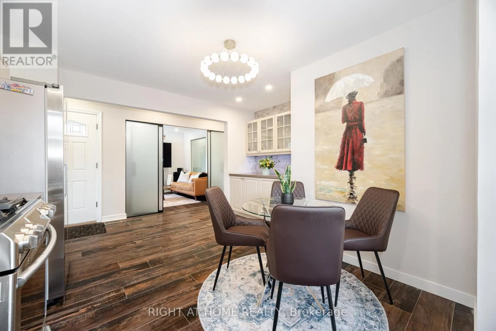 ENTIRE HOUSE - 15 KEMANO ROAD