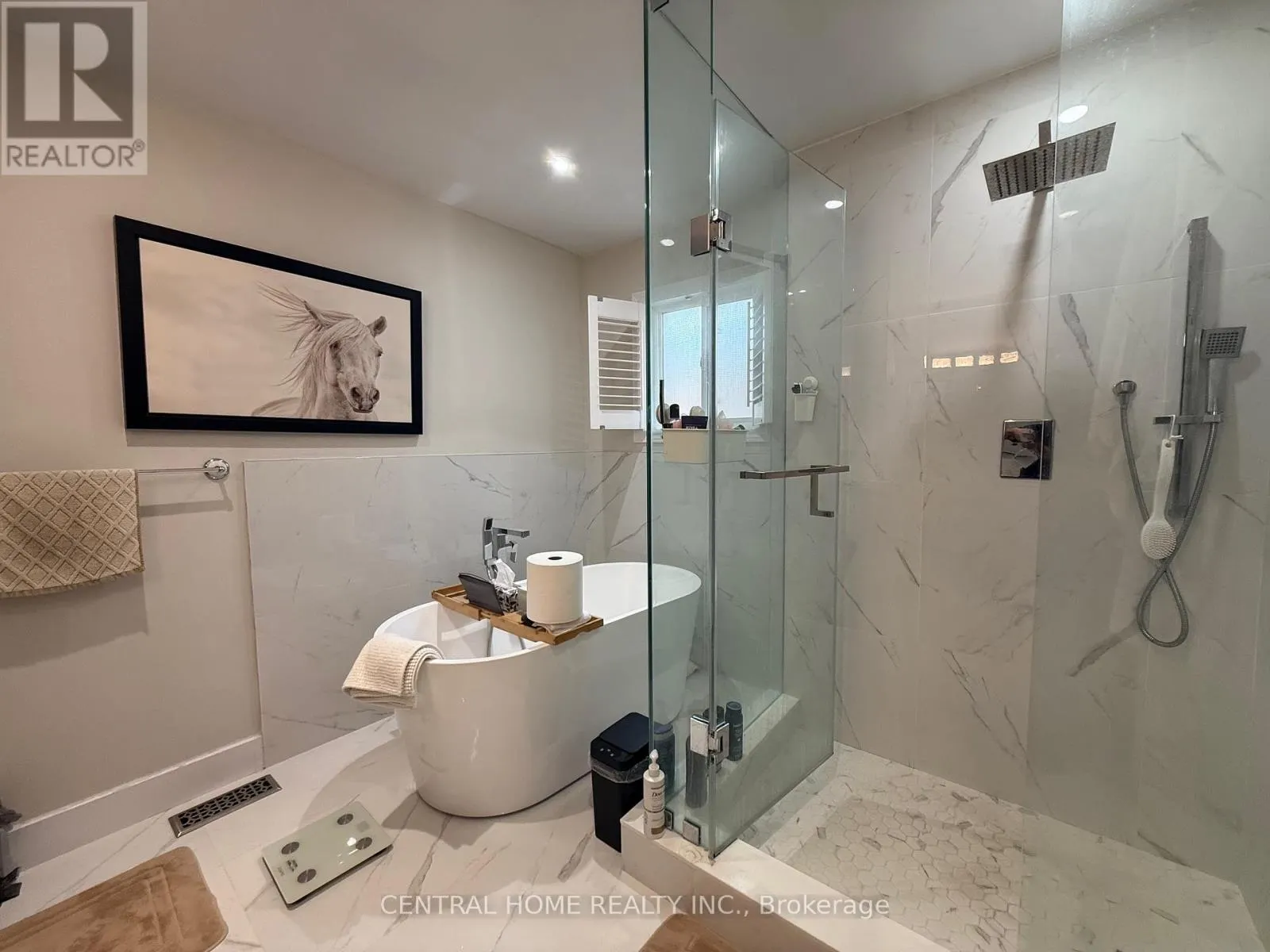 MAIN FLOOR - 89 OLD COLONY ROAD