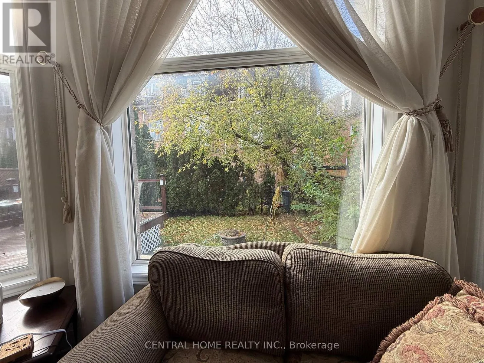 MAIN FLOOR - 89 OLD COLONY ROAD