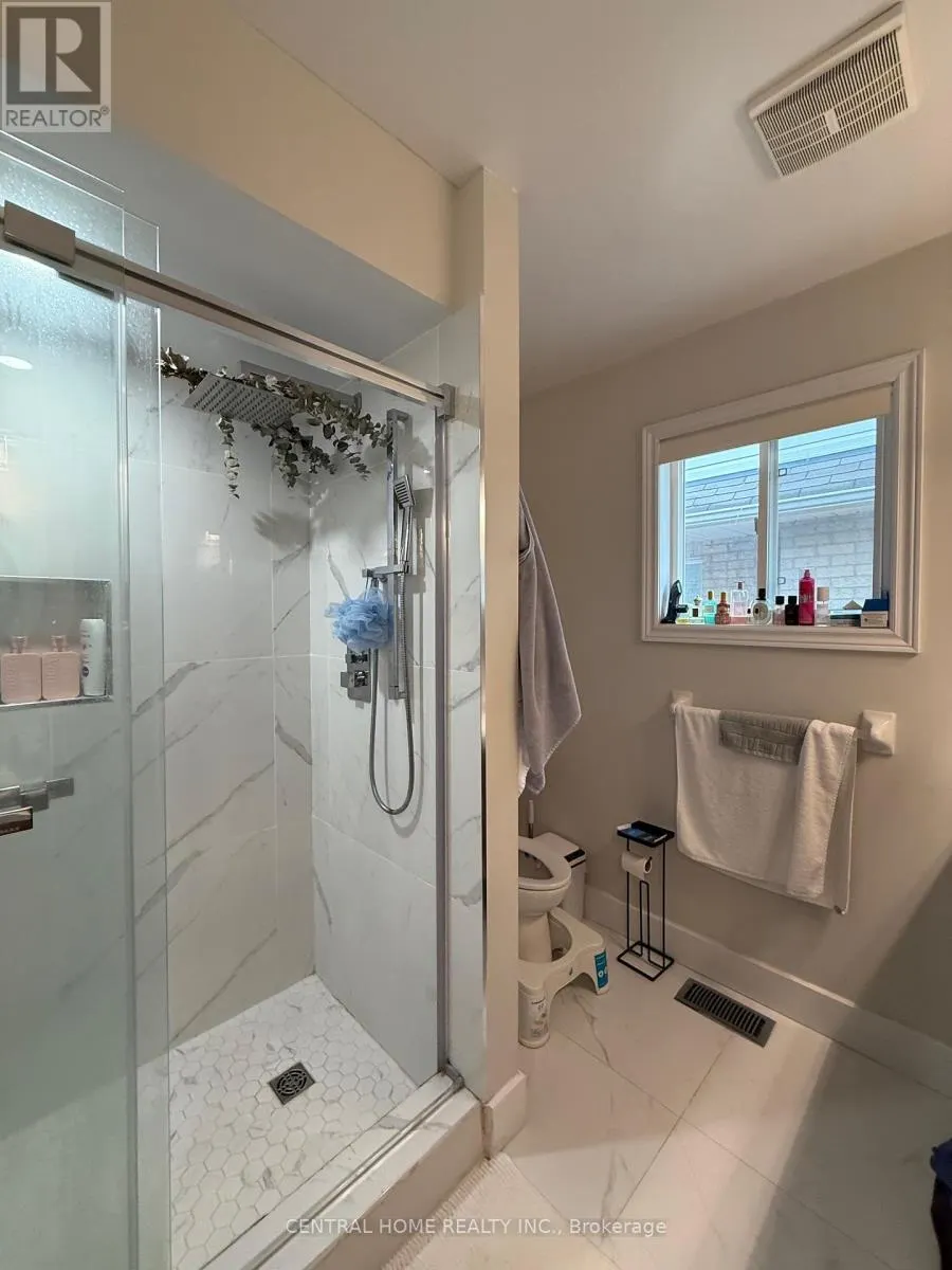 MAIN FLOOR - 89 OLD COLONY ROAD