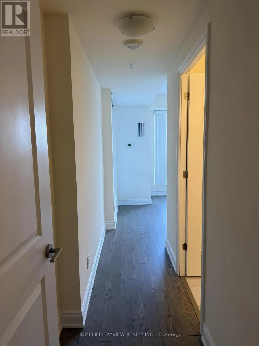 805B - 9090 YONGE STREET