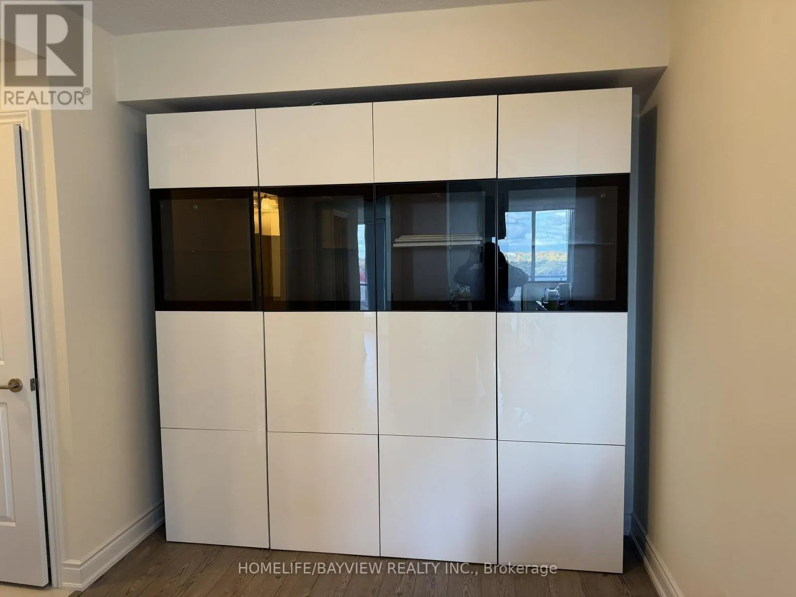 805B - 9090 YONGE STREET