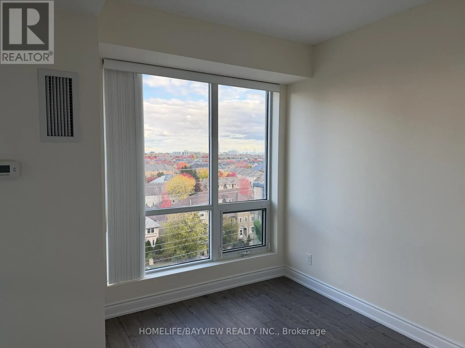 805B - 9090 YONGE STREET