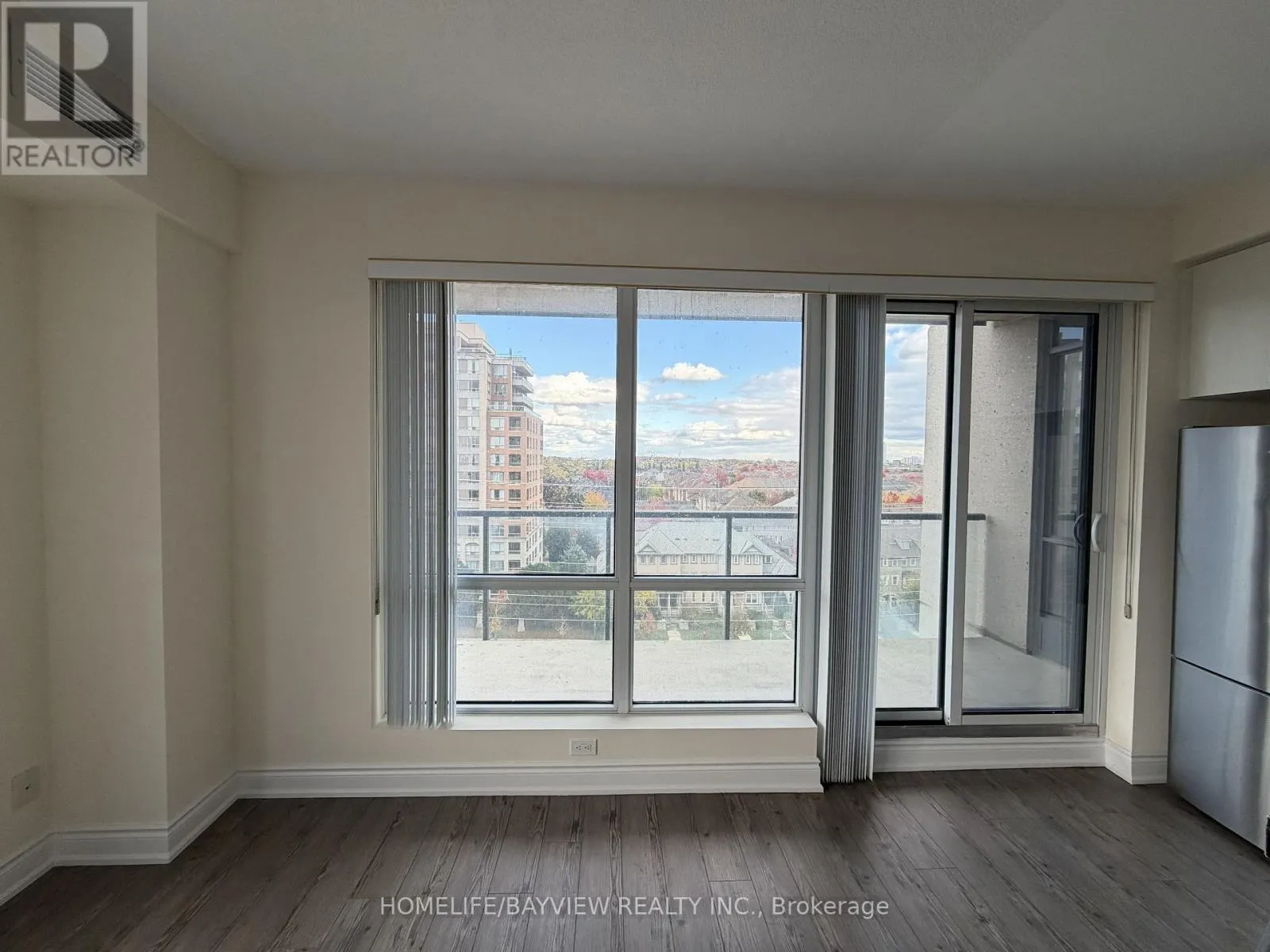 805B - 9090 YONGE STREET