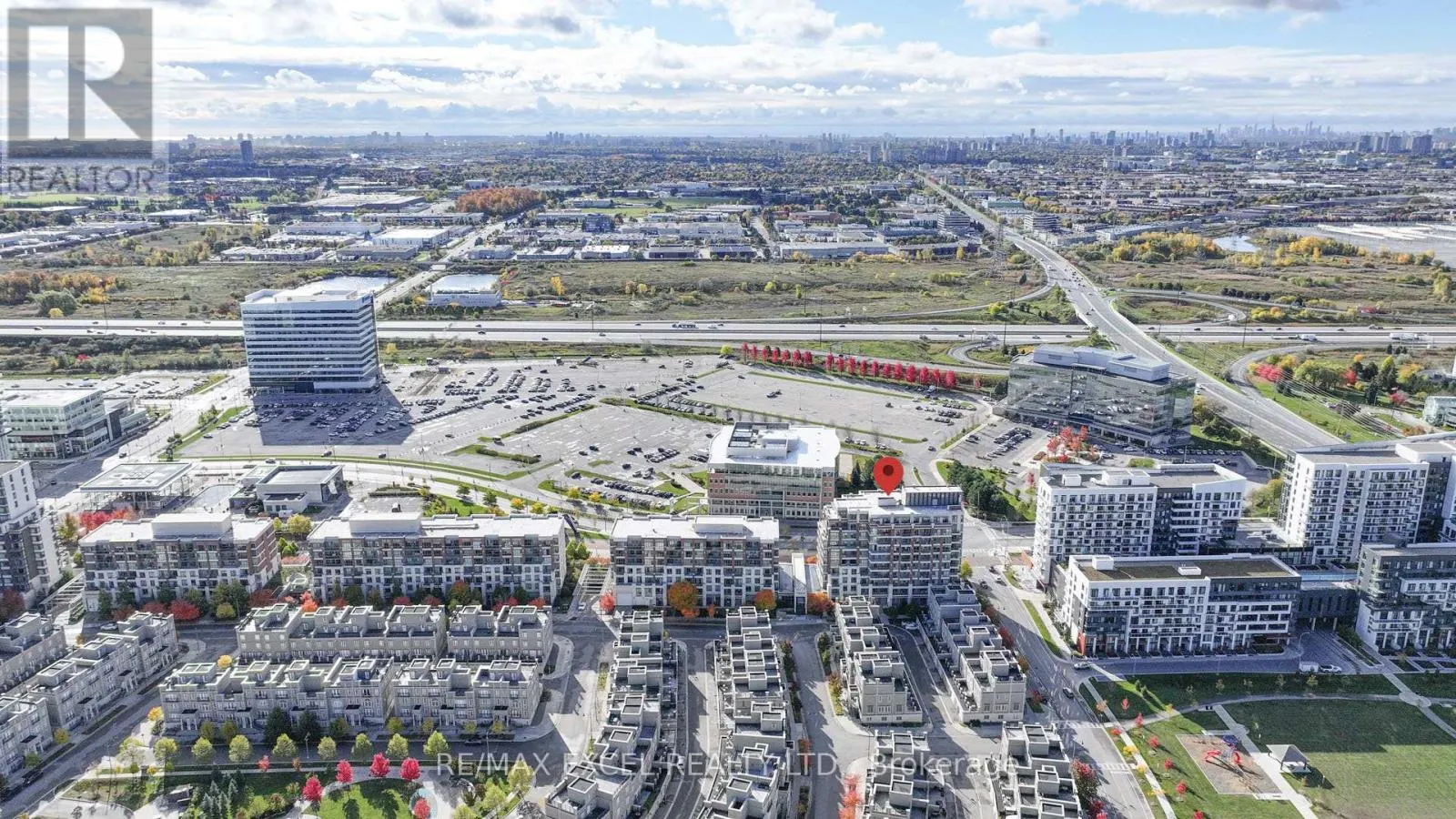 110 - 1 UPPER DUKE CRESCENT