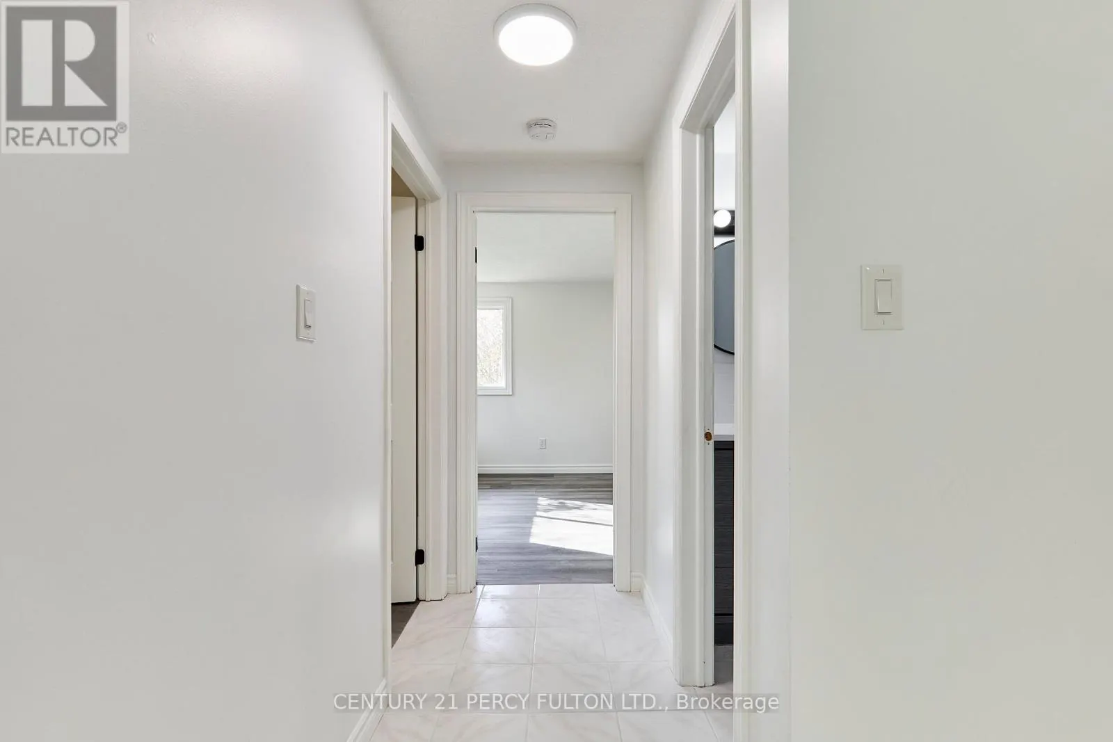 301 - 219 MAIN STREET N