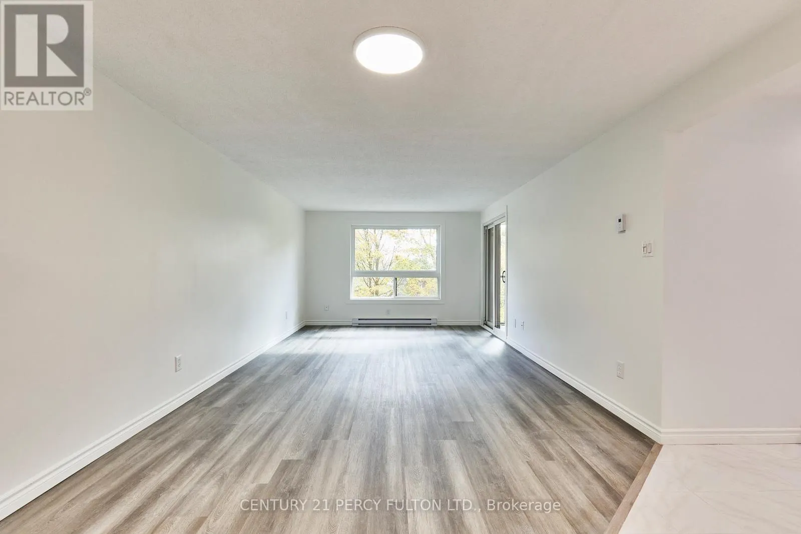 301 - 219 MAIN STREET N