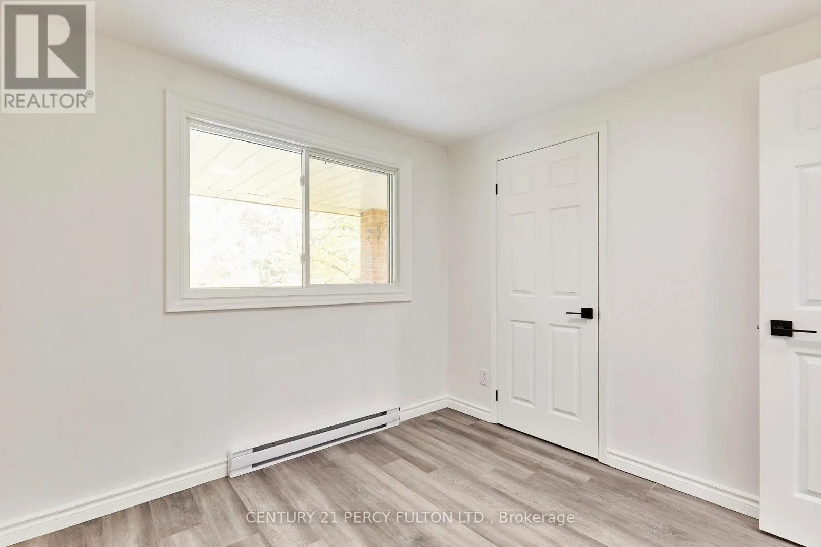 301 - 219 MAIN STREET N