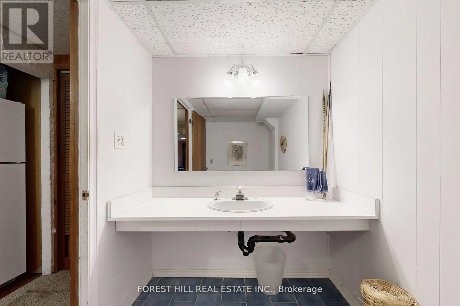 20 THURGATE CRESCENT