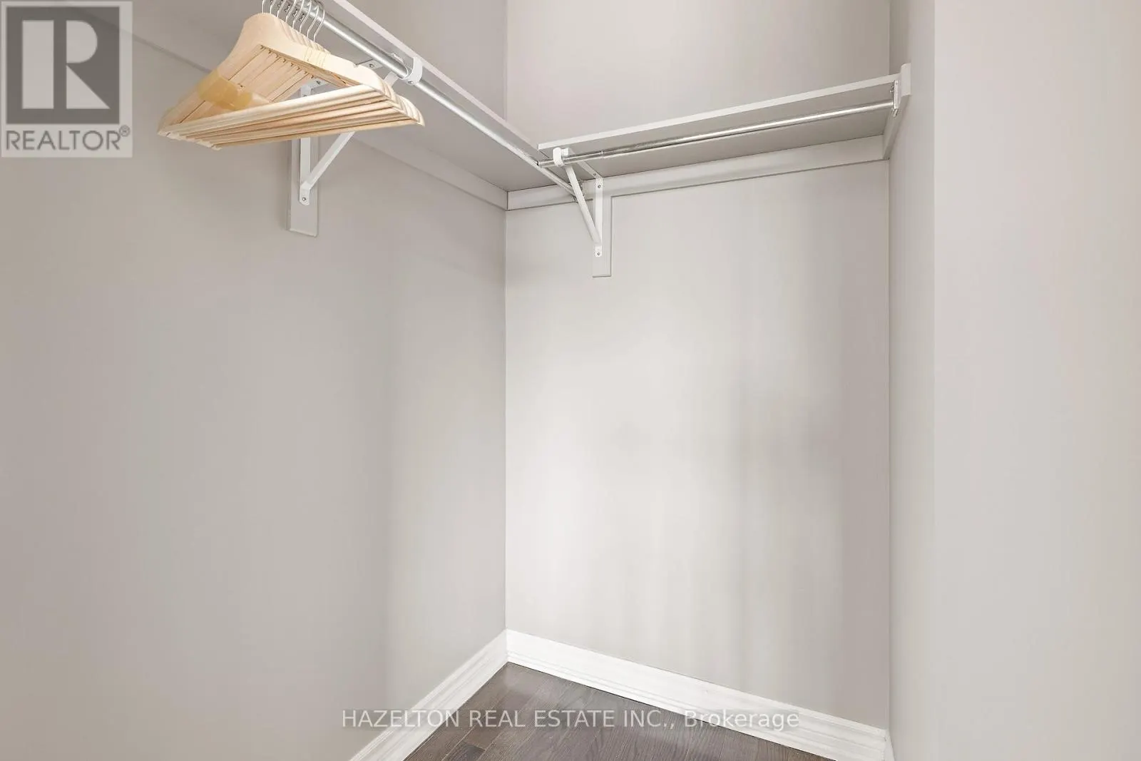 RESIDENTIAL UNIT- BACK - 49 CATHEDRAL HIGH STREET