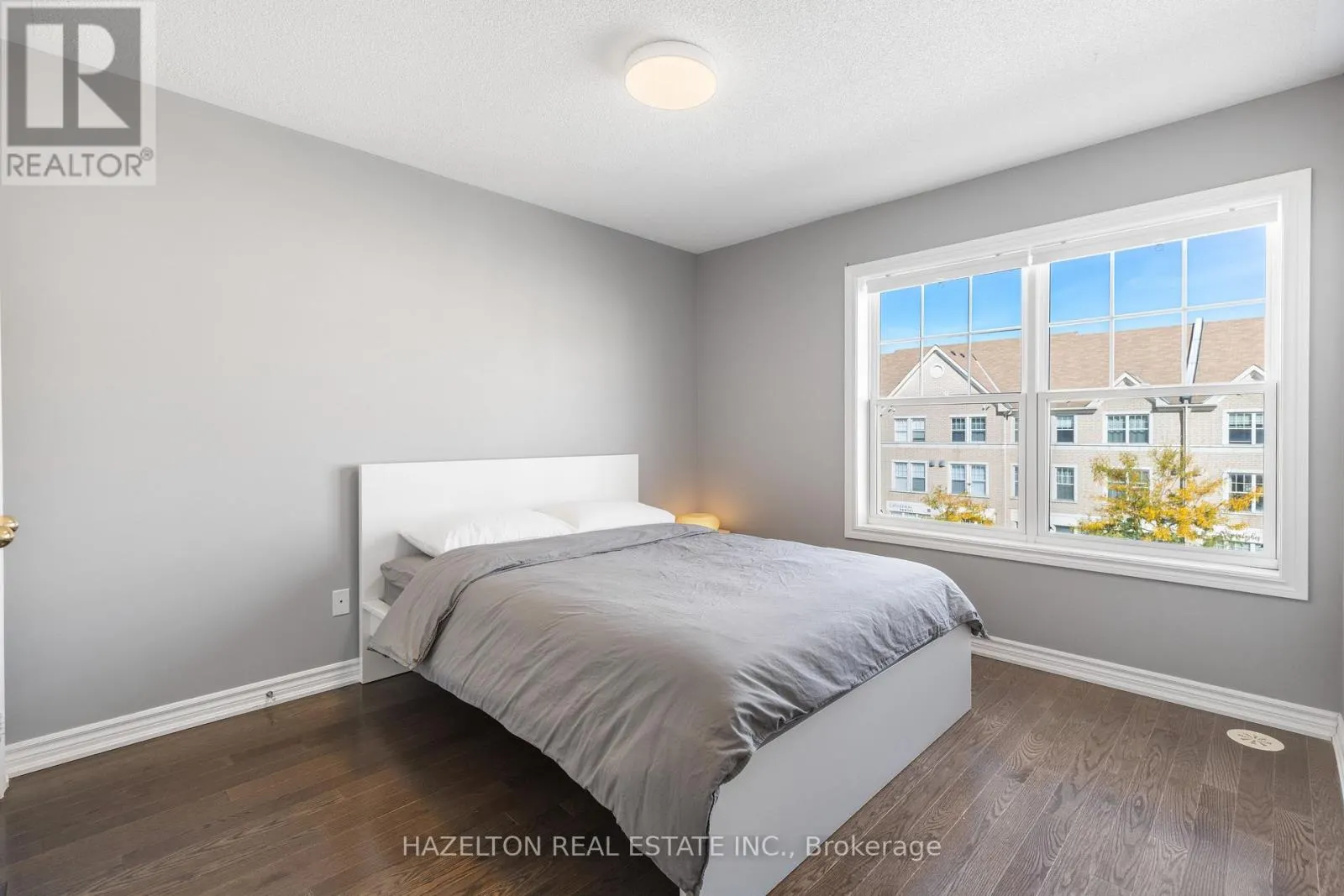 RESIDENTIAL UNIT- BACK - 49 CATHEDRAL HIGH STREET