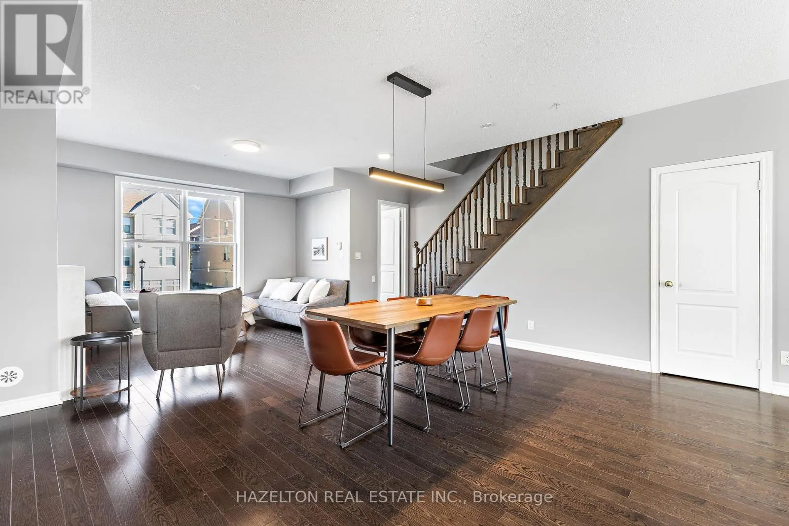 RESIDENTIAL UNIT- BACK - 49 CATHEDRAL HIGH STREET