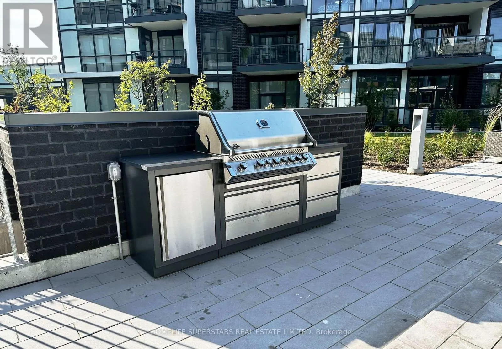 324 - 415 SEA RAY AVENUE