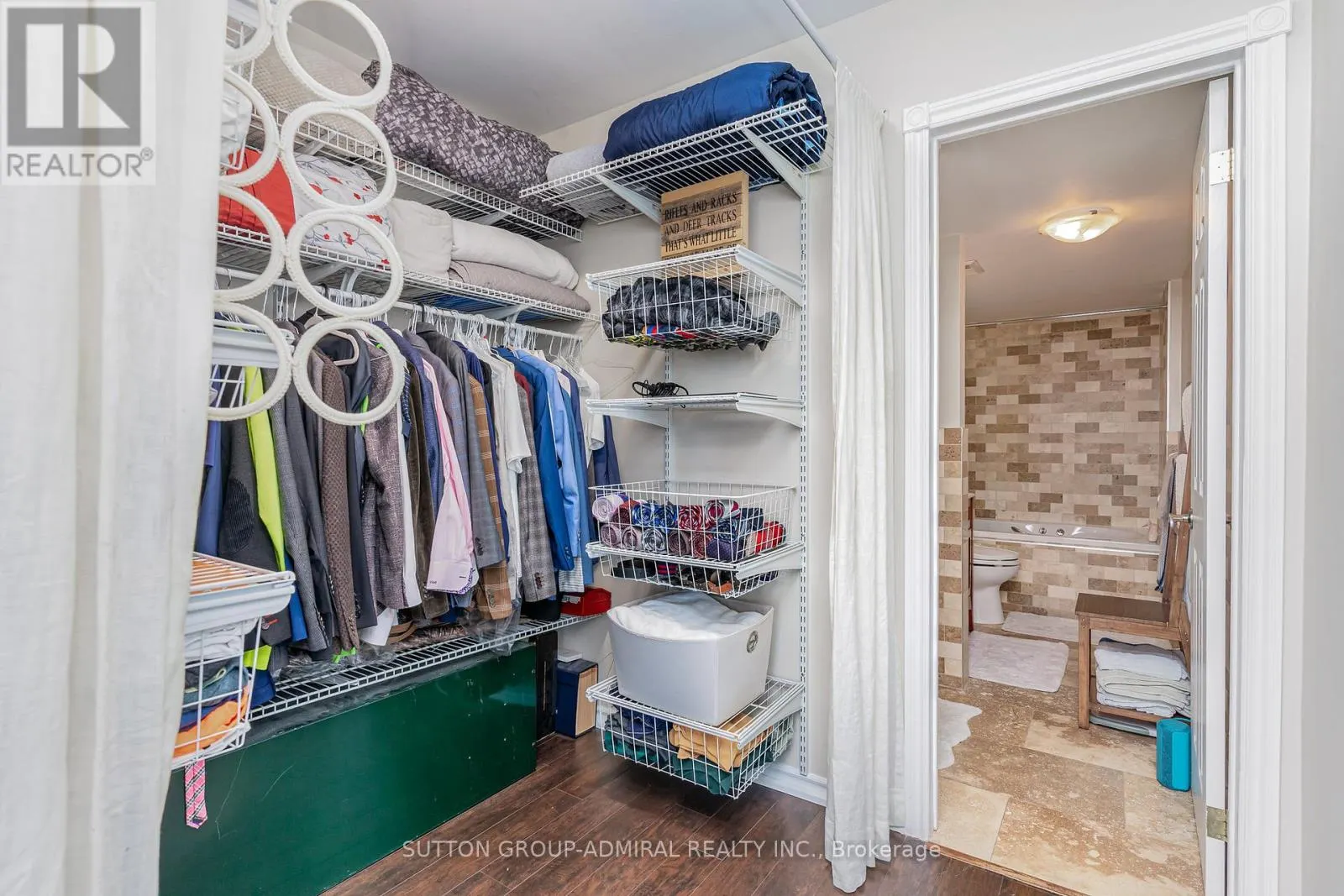 807 - 7440 BATHURST STREET