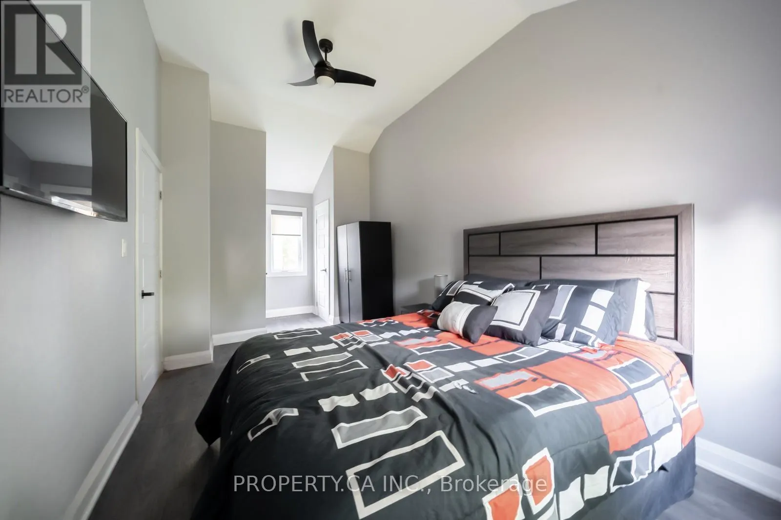 176 PLEASANT BOULEVARD