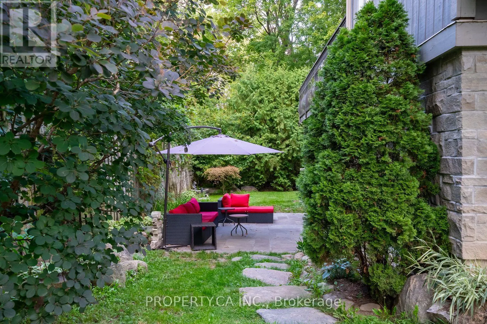 176 PLEASANT BOULEVARD