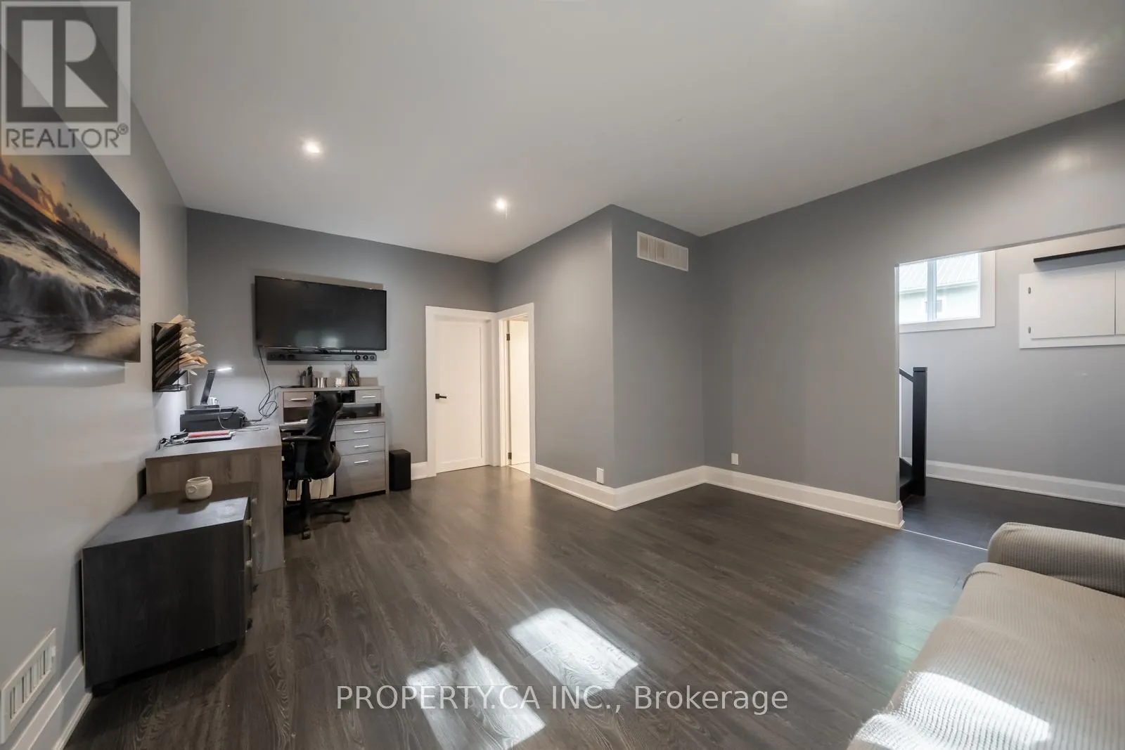 176 PLEASANT BOULEVARD