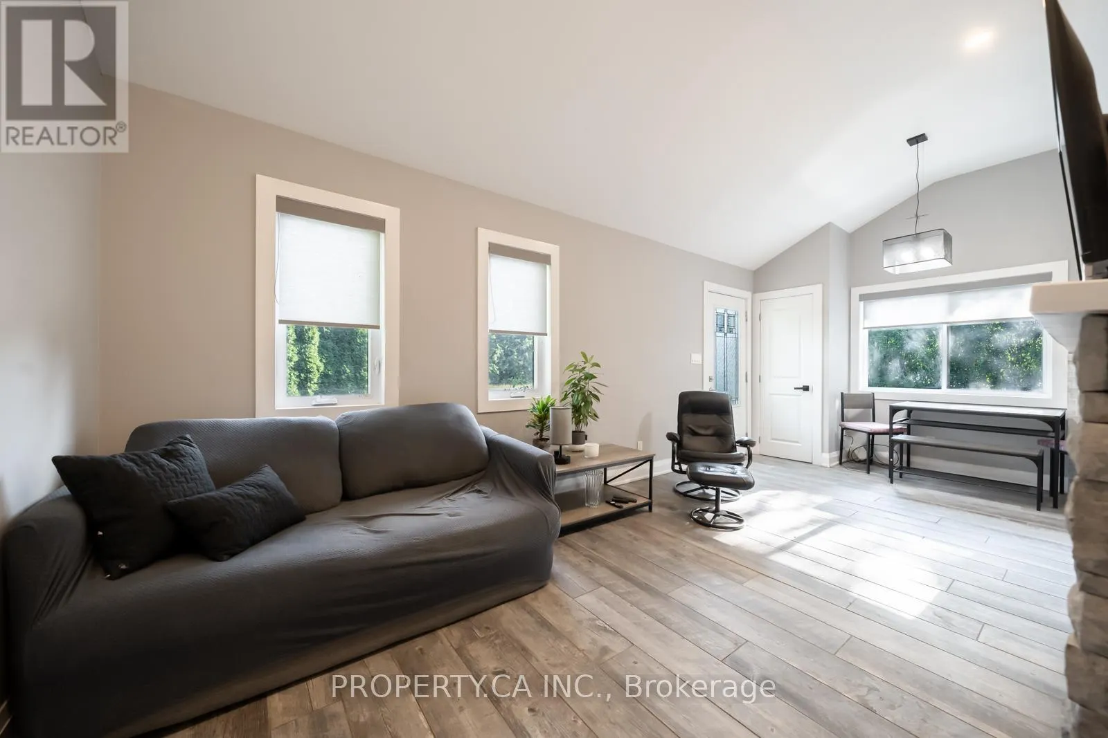 176 PLEASANT BOULEVARD