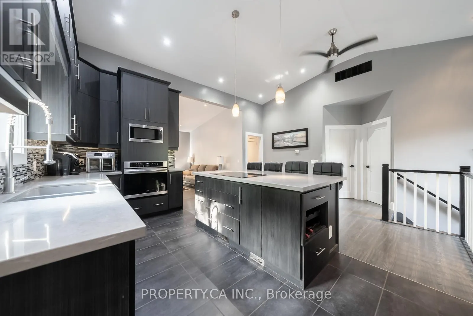 176 PLEASANT BOULEVARD