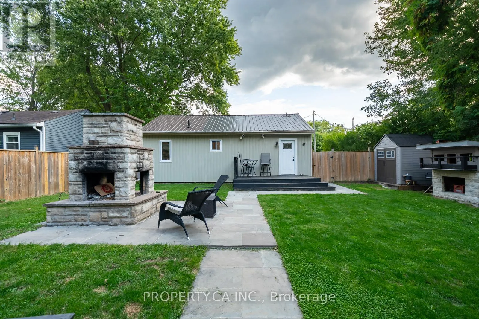 176 PLEASANT BOULEVARD