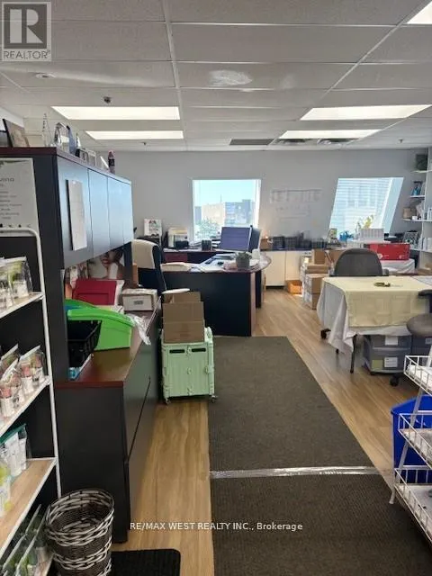 9 - 56 PENNSYLVANIA AVENUE